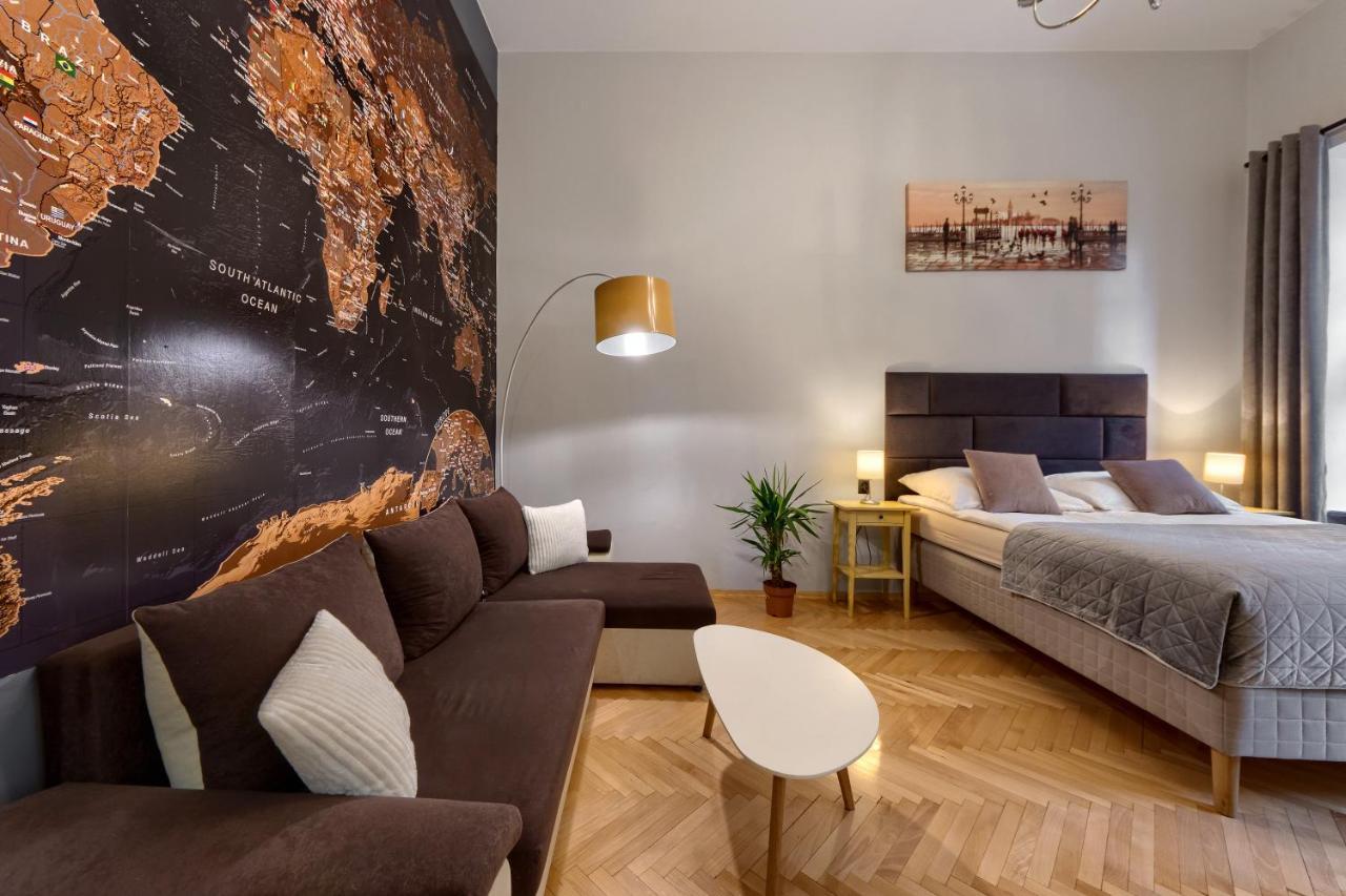 Comfortable Apartments In The Old Town Of Krasków Εξωτερικό φωτογραφία